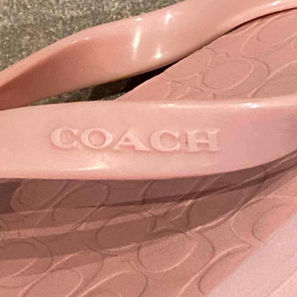 Coach pink flip flops - Picture 3 of 8